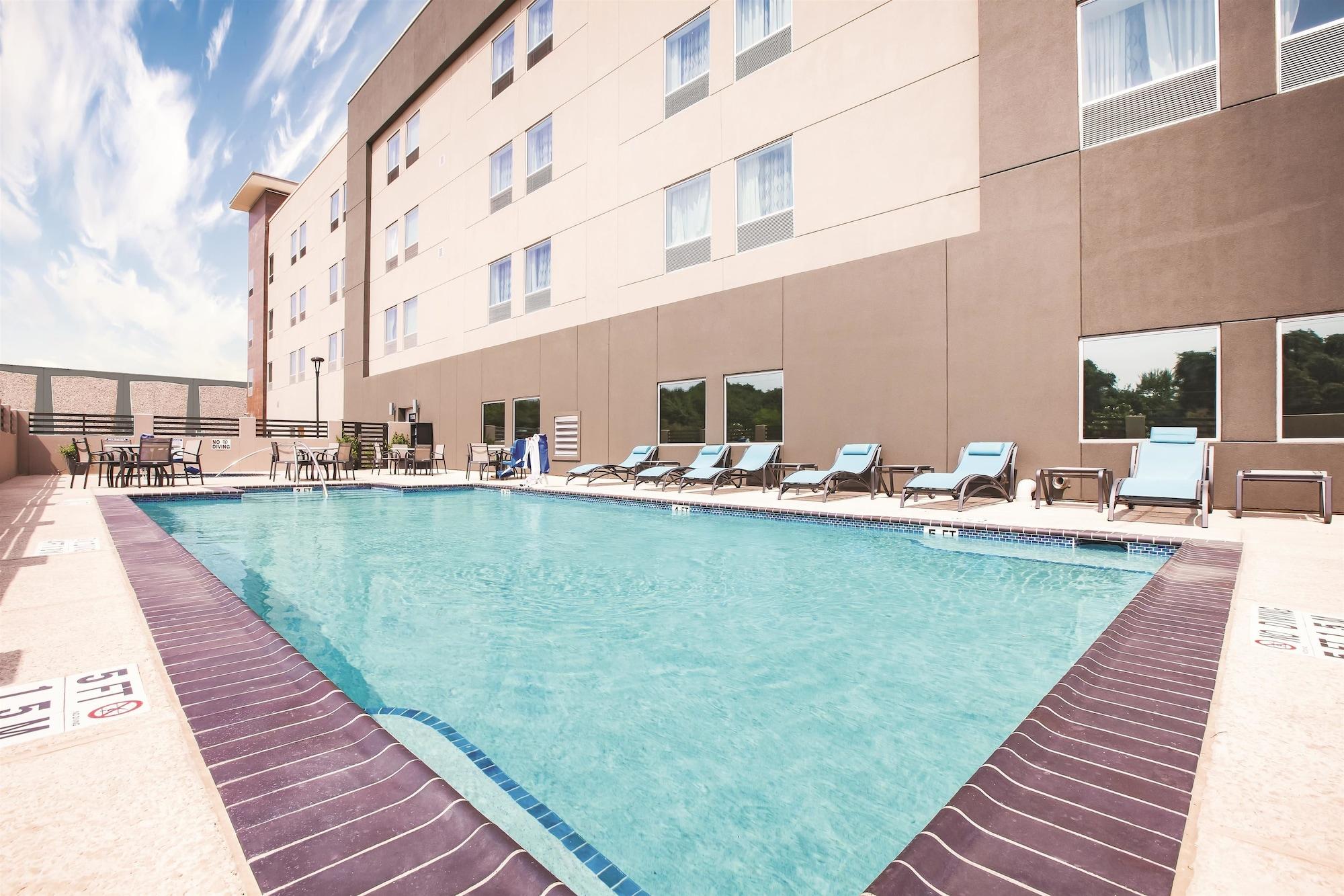 La Quinta By Wyndham Mcallen La Plaza Mall Экстерьер фото